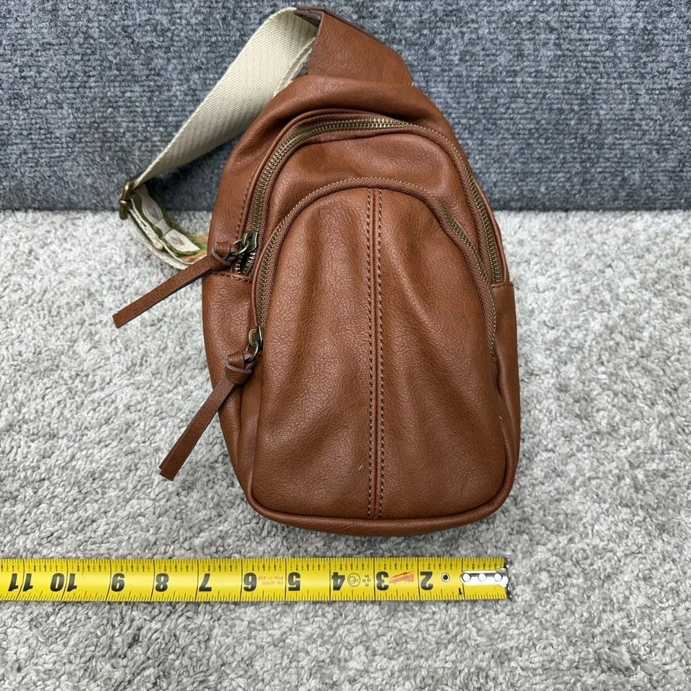 Sonoma shoulder sling bag brown Zip adjustable geometric strap crossover